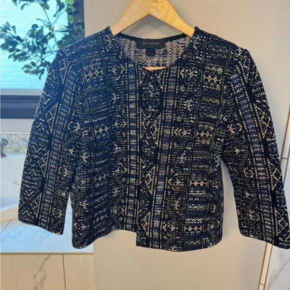 St. John Navy and White Textured Knit Jacket - Picture 1 of 3
